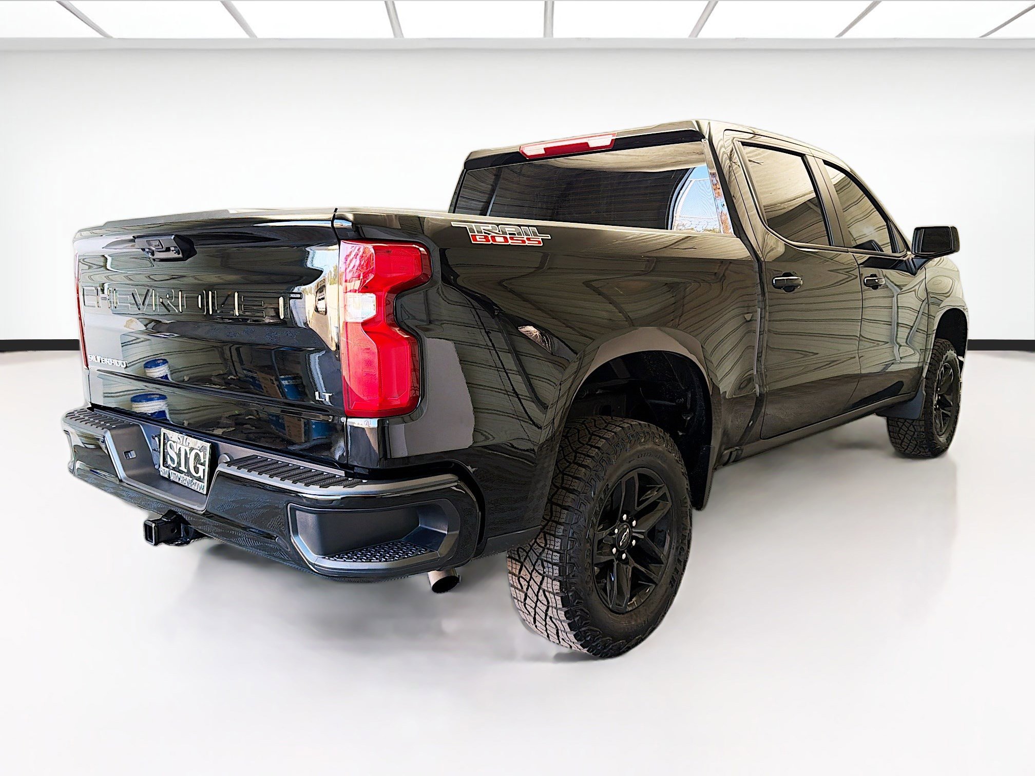 Used 2024 Chevrolet Silverado 1500 LT Trail Boss image 4