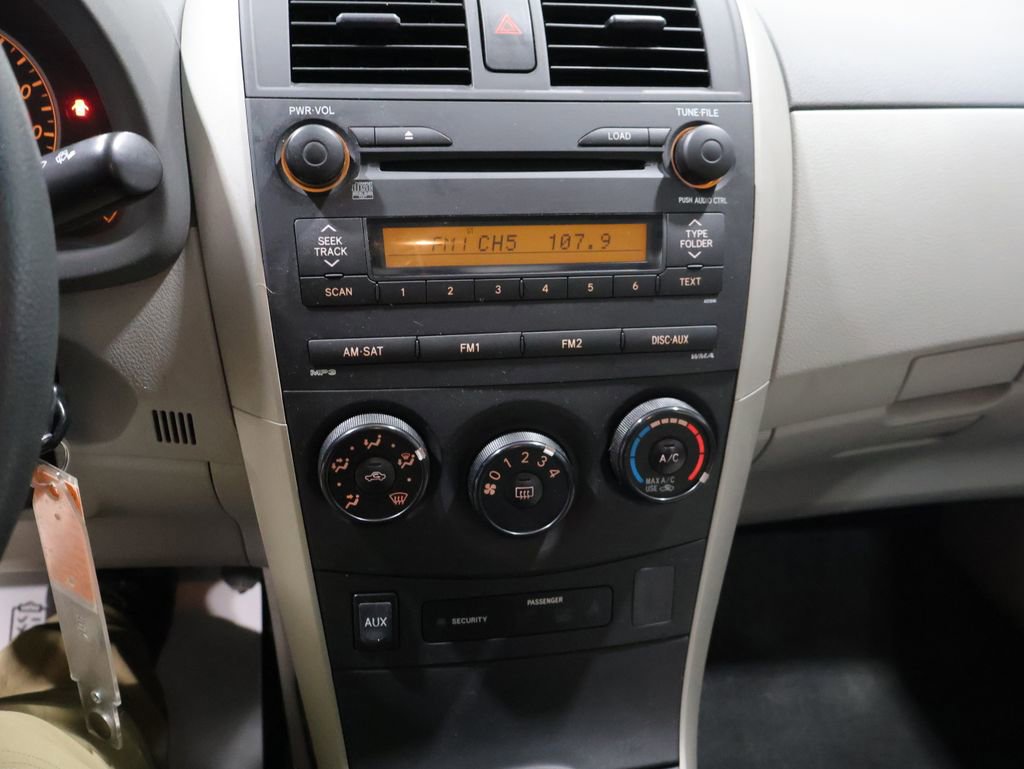 Used 2009 Toyota Corolla LE image 24