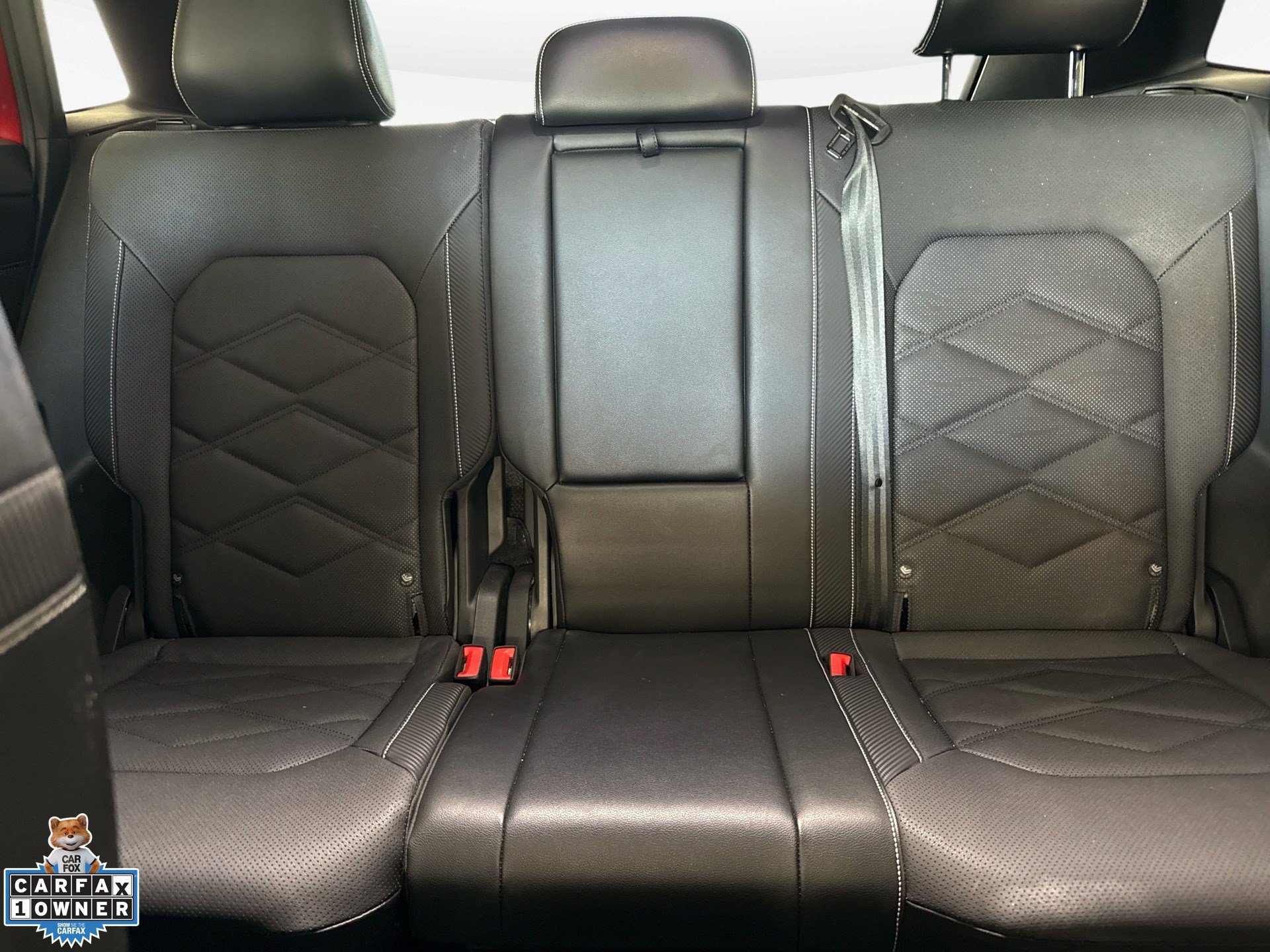Used 2024 Volkswagen Atlas Cross Sport SE FWD image 23