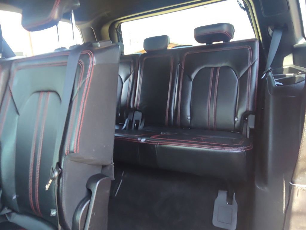 Used 2019 Ford Expedition Limited w/ Equipment Group 303A AWD/4WD image 44
