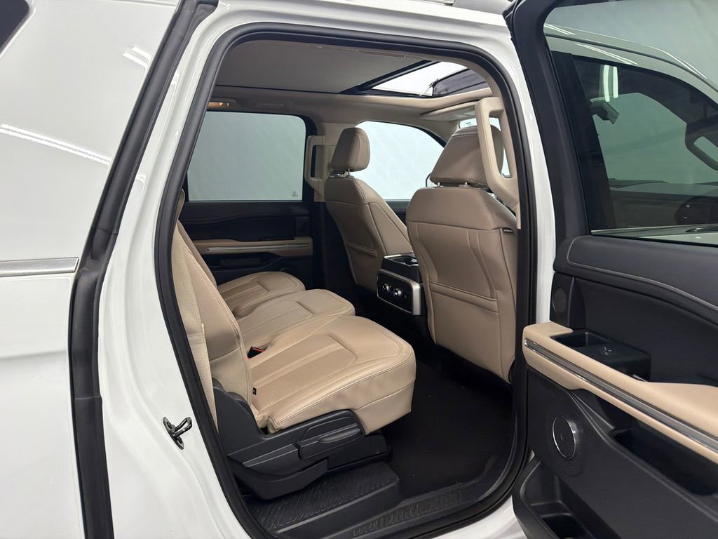 Used 2024 Ford Expedition Max Limited AWD/4WD image 17