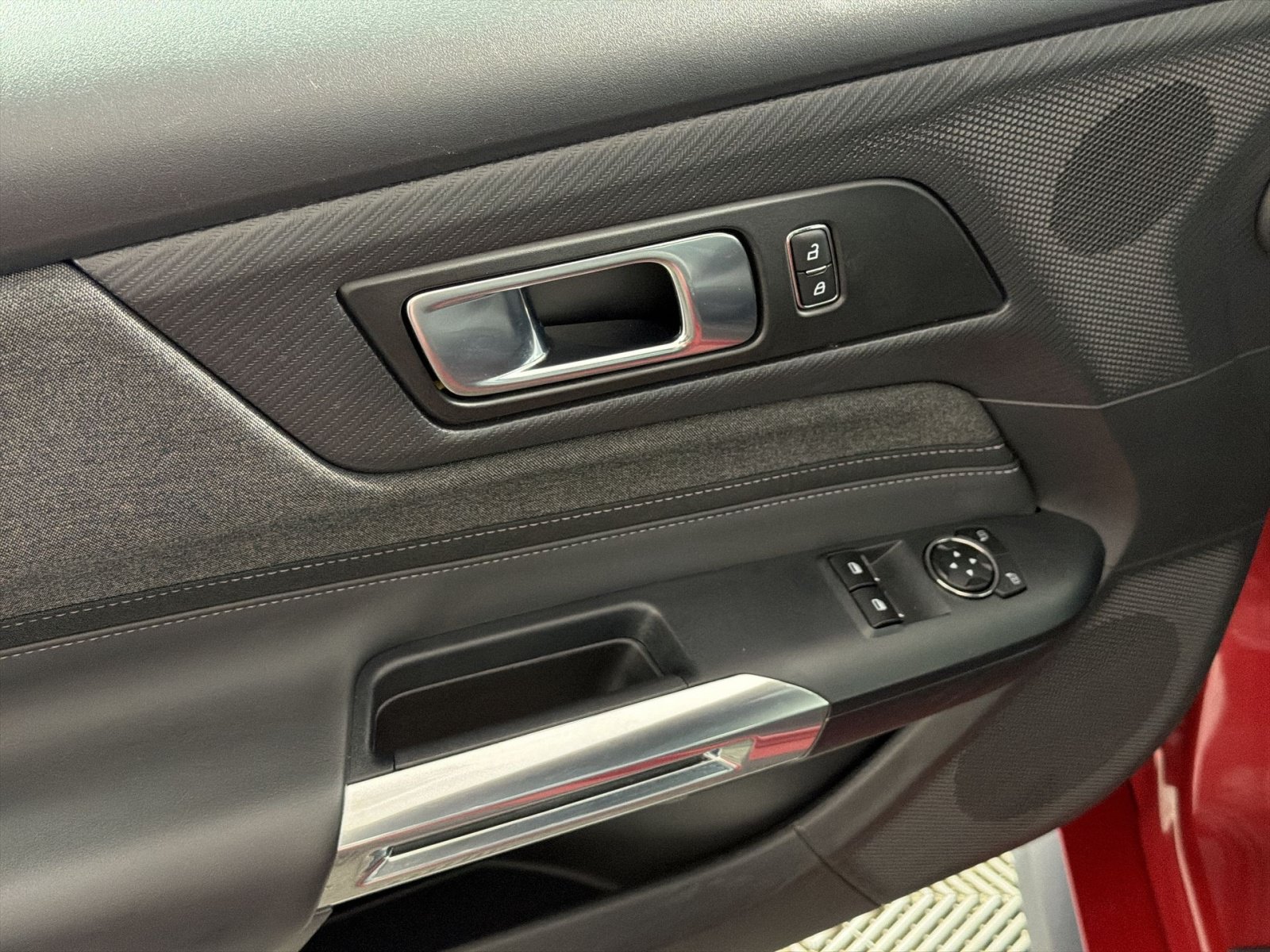 Used 2024 Ford Mustang GT RWD image 15