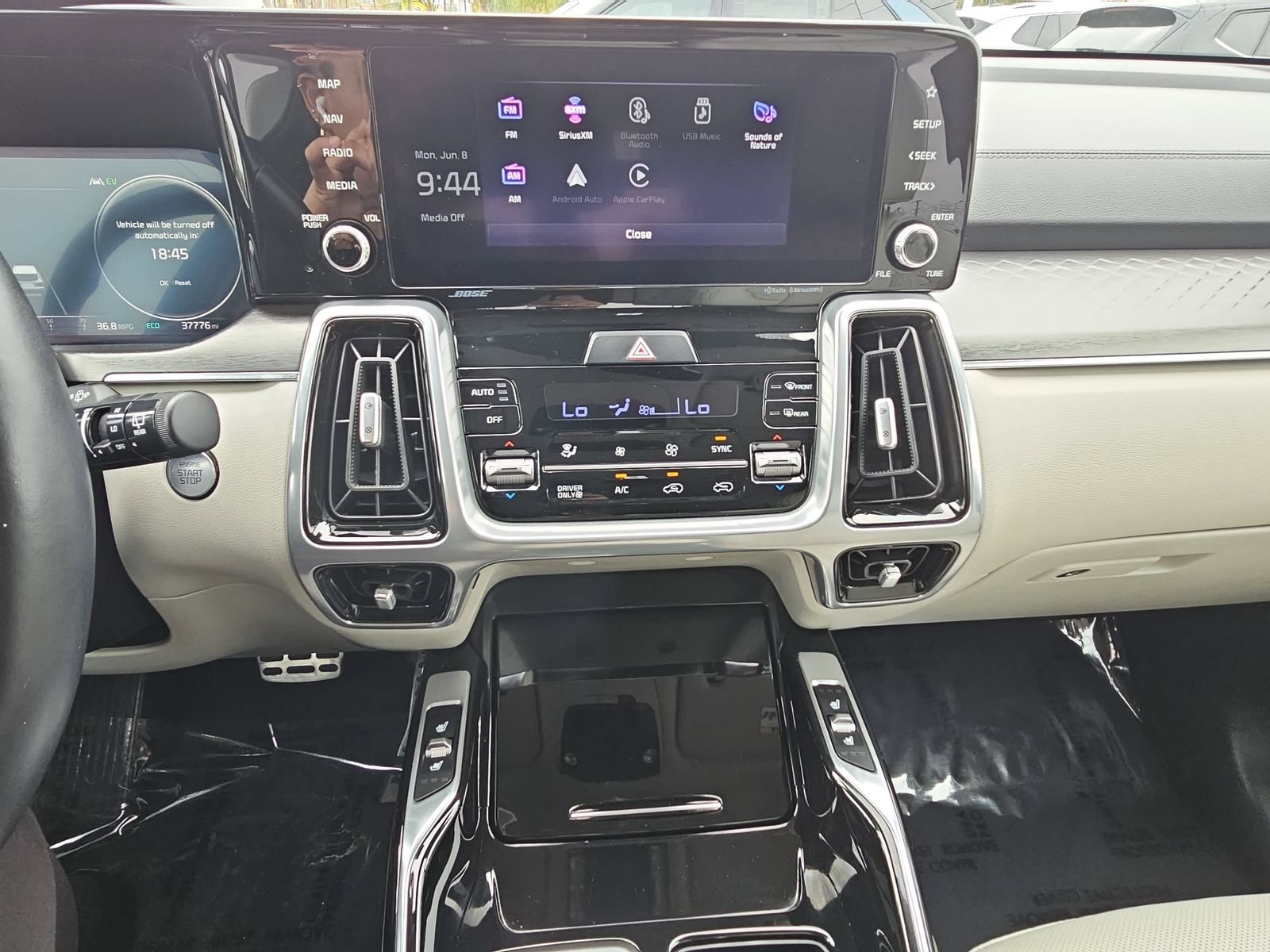 Used 2023 Kia Sorento SX Prestige w/ Panoramic Sunroof Package AWD/4WD image 22