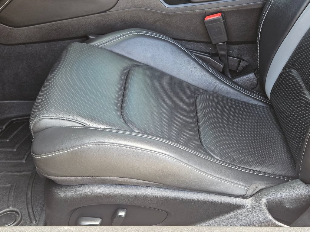 Used 2023 Chevrolet Camaro SS RWD image 28