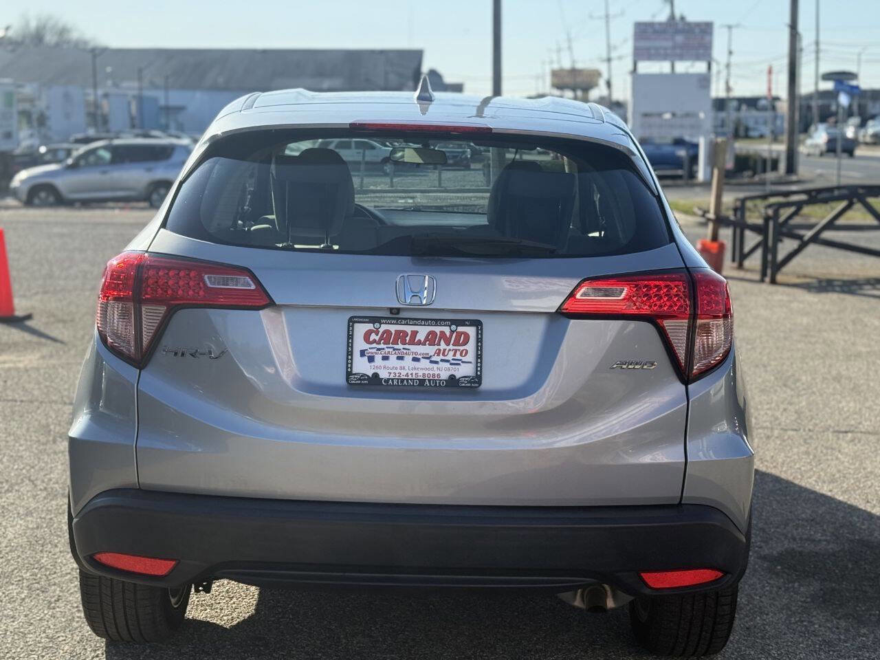 Used 2018 Honda HR-V LX image 6