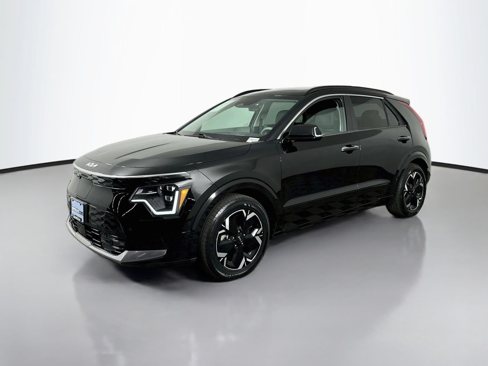 Used 2024 Kia Niro Wave FWD image 3