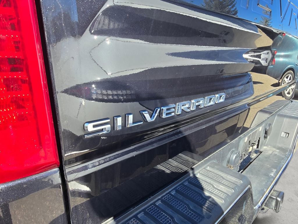 Used 2023 Chevrolet Silverado 1500 LT image 19