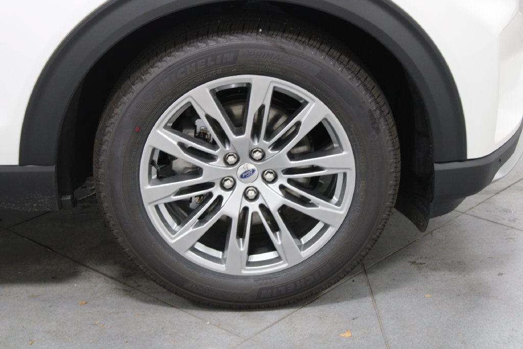 New 2026 Ford Explorer Platinum RWD image 11