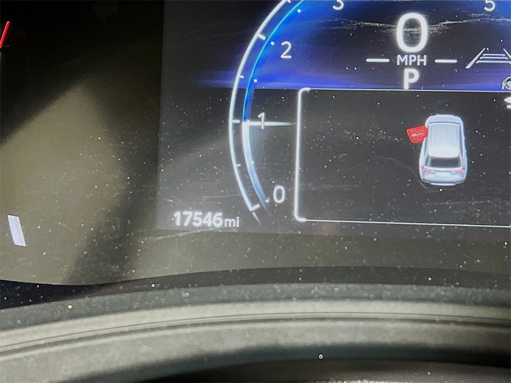 Certified 2025 Toyota Grand Highlander AWD image 12