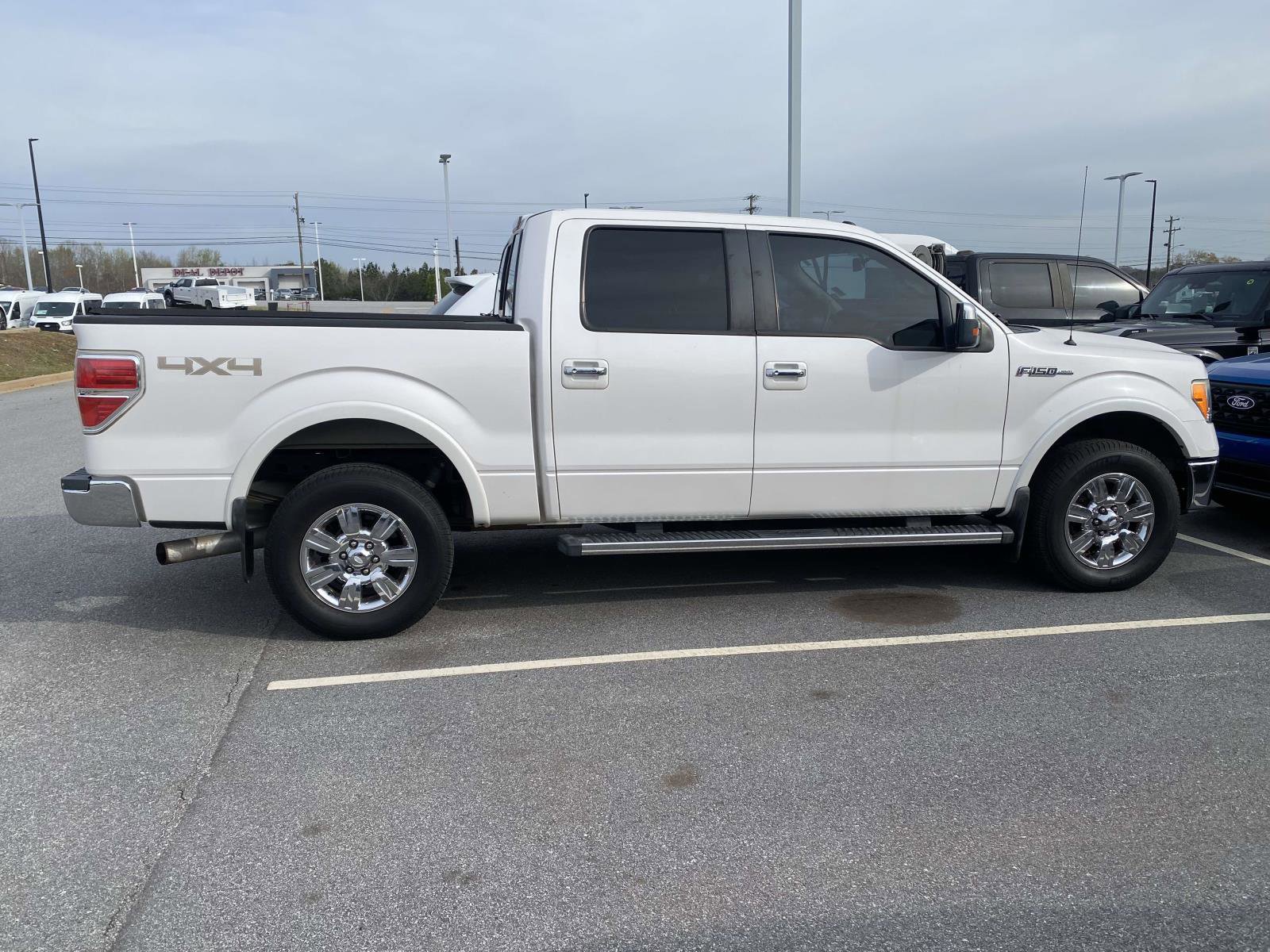 Used 2012 Ford F150 Lariat w/ Lariat Chrome Pkg image 6