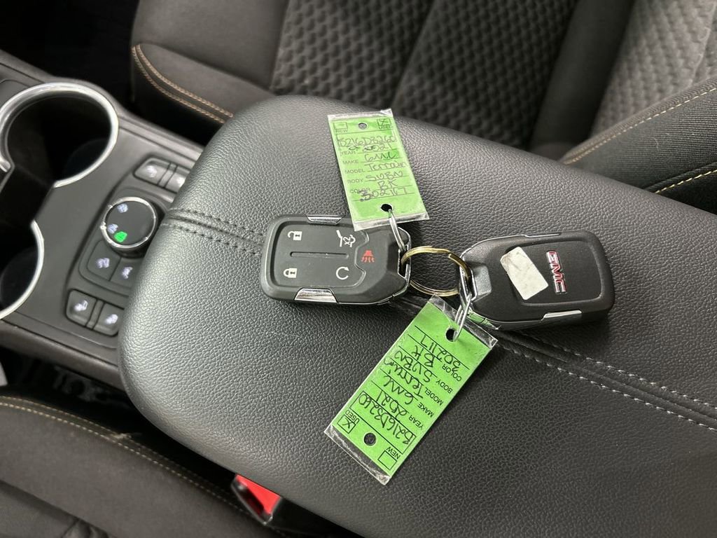 Used 2021 GMC Terrain SLE w/ Driver Convenience Package AWD/4WD image 12