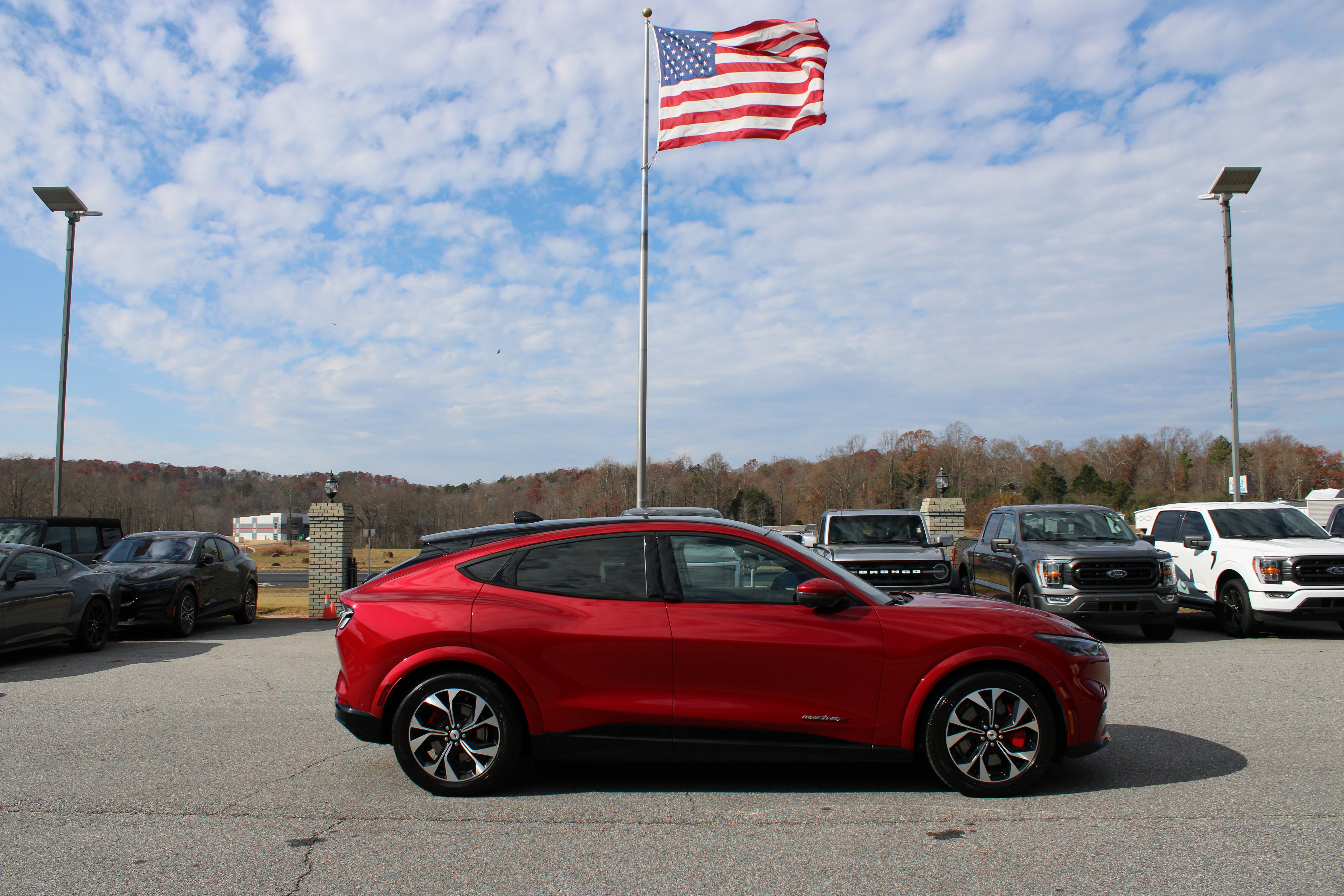 Used 2021 Ford Mustang Mach-E Premium w/ Equipment Group 301A image 5