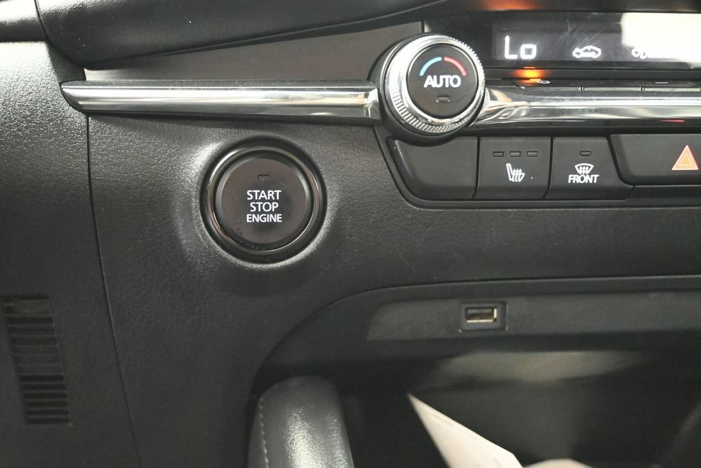 Used 2019 MAZDA MAZDA3 AWD Hatchback w/ Preferred Pkg image 14