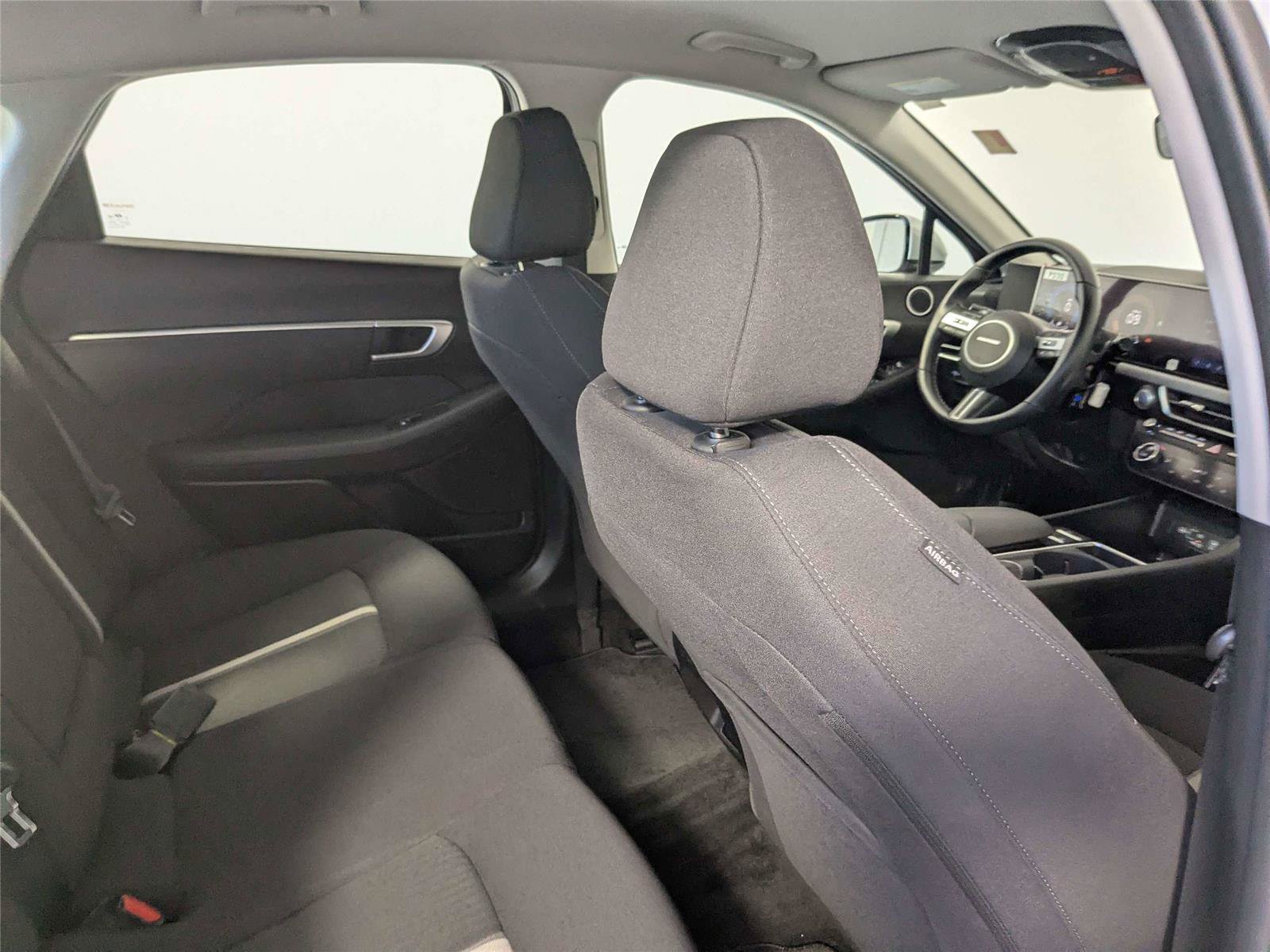 Used 2026 Hyundai Sonata SEL FWD image 27