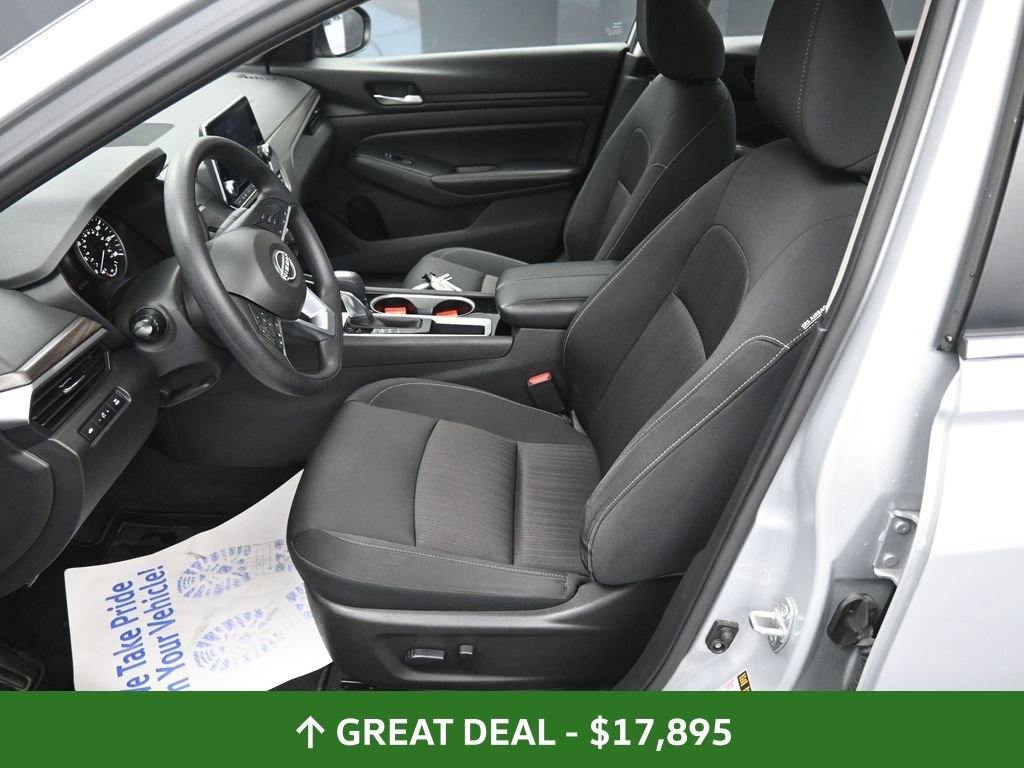 Used 2024 Nissan Altima 2.5 SV image 28