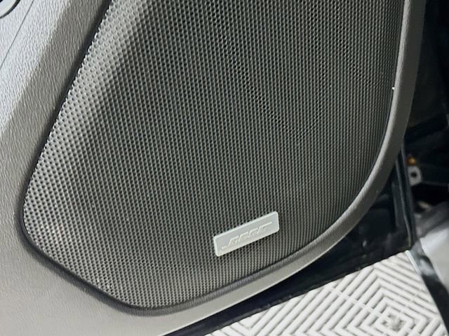 Used 2017 GMC Acadia SLT image 25