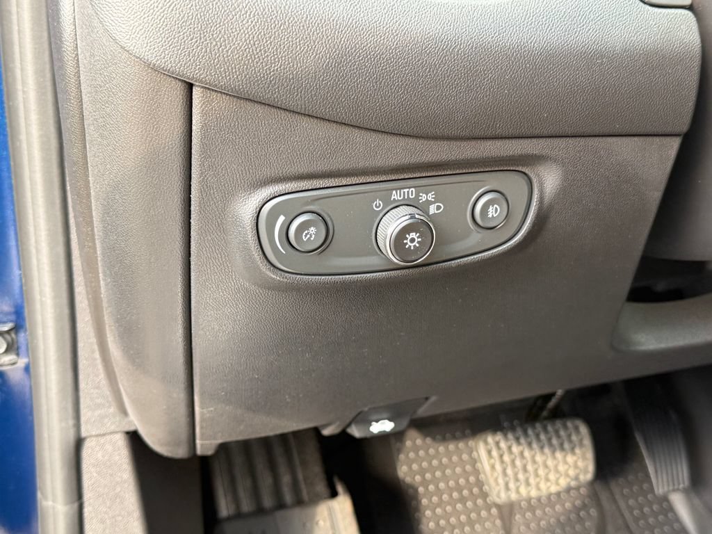 Certified 2023 Chevrolet Equinox Premier AWD/4WD image 18