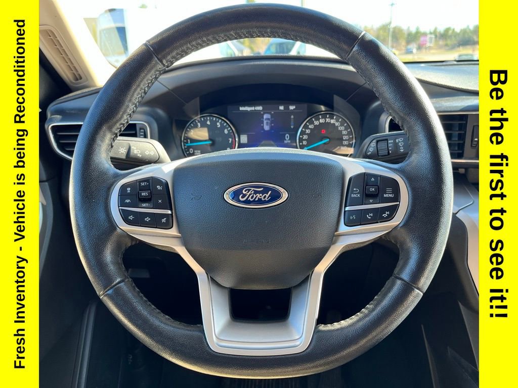 Used 2022 Ford Explorer XLT AWD/4WD image 12