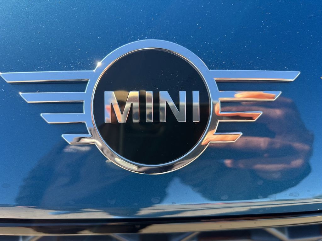 Used 2021 MINI Cooper Countryman S w/ Driver Assistance Package image 4