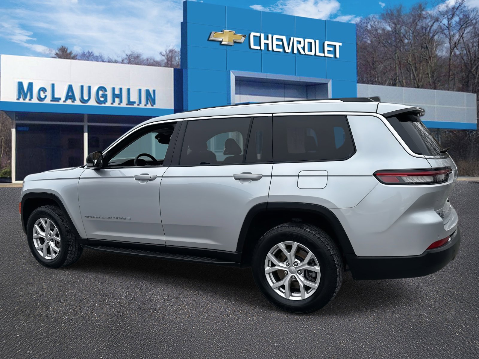 Used 2021 Jeep Grand Cherokee L Limited image 2