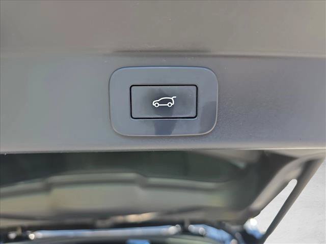 Used 2023 Land Rover Range Rover Sport SE AWD/4WD image 13