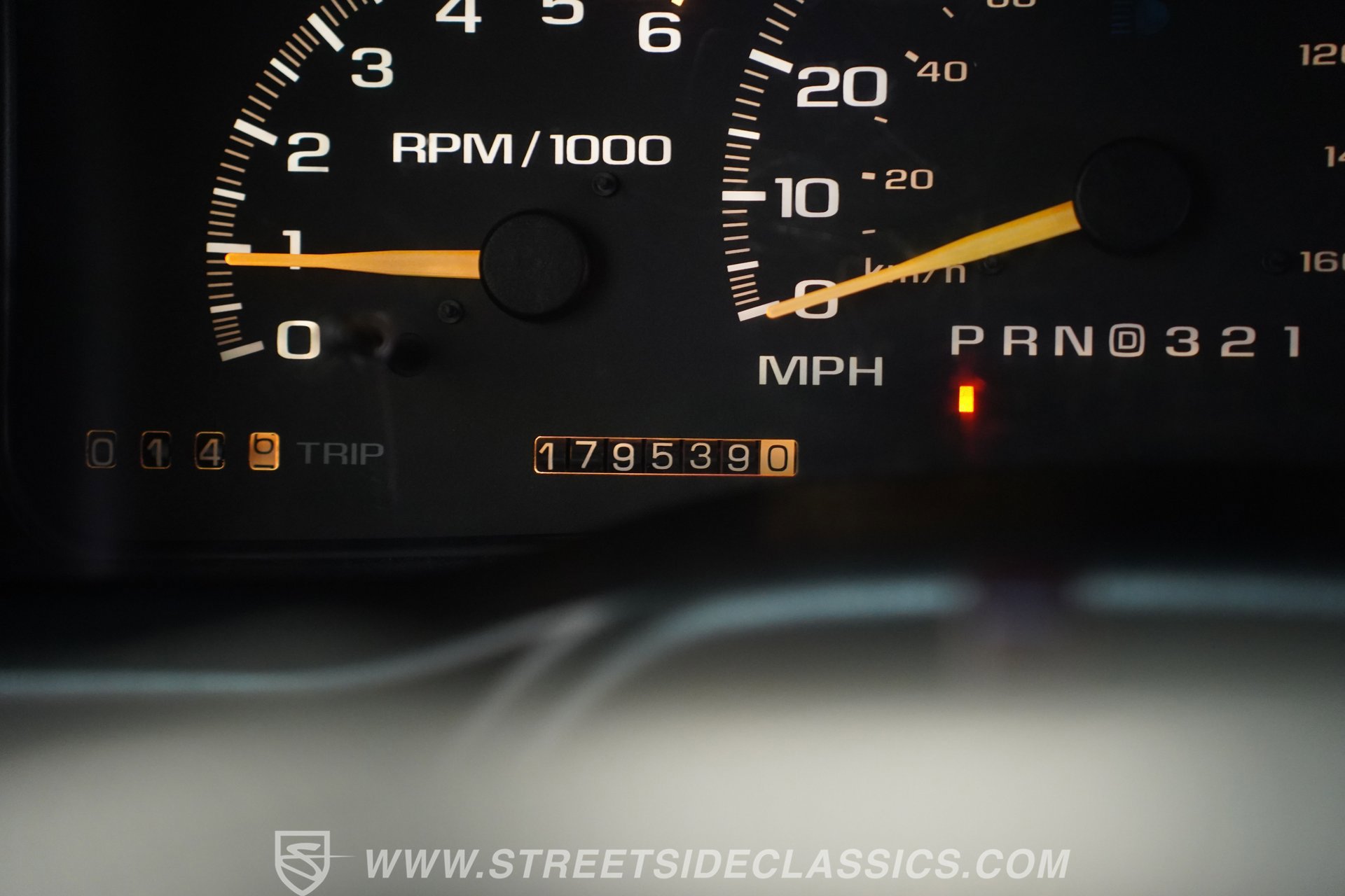 Used 1996 Chevrolet Tahoe Z71 image 37