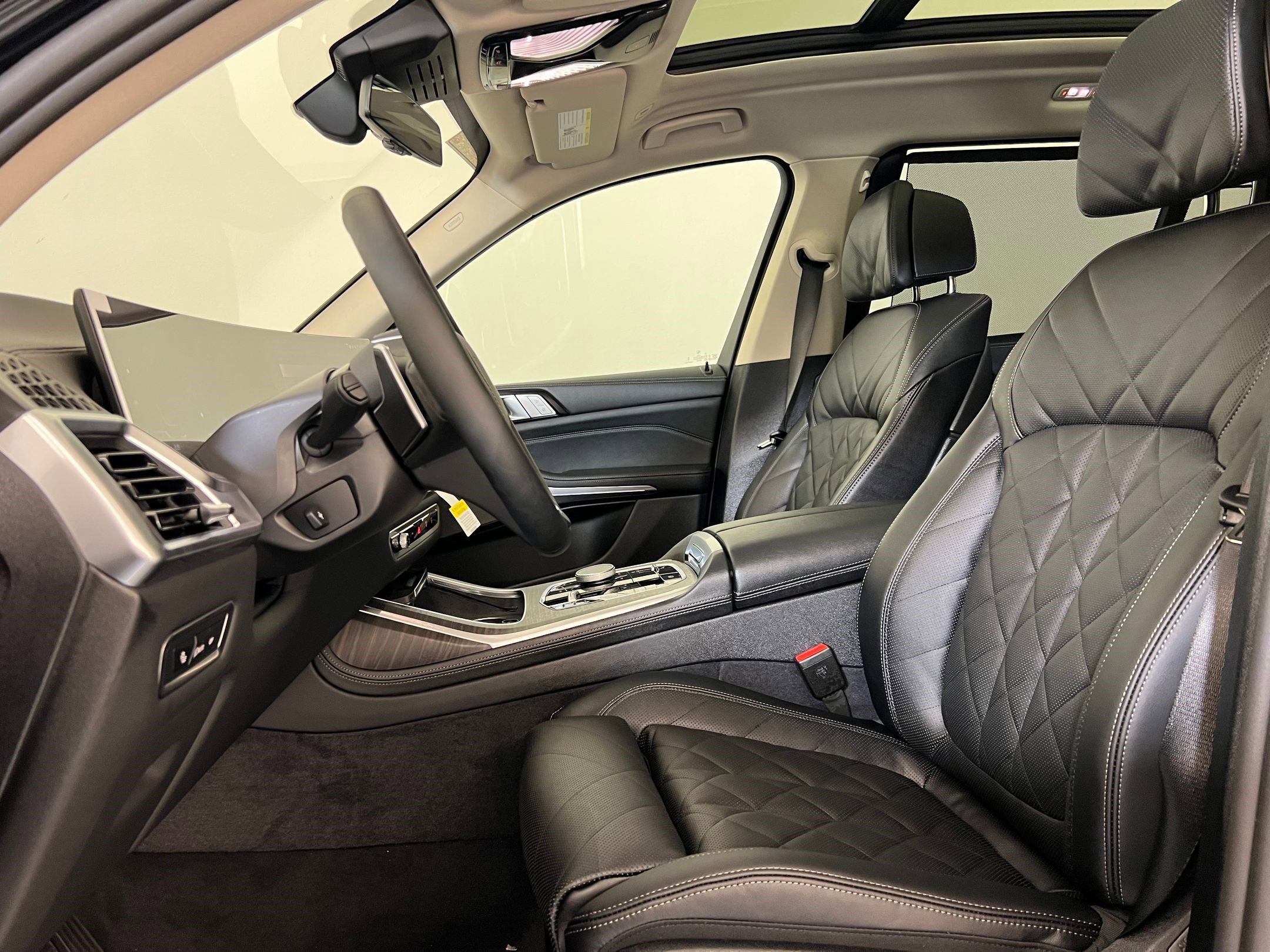 Used 2026 BMW X7 xDrive40i image 5