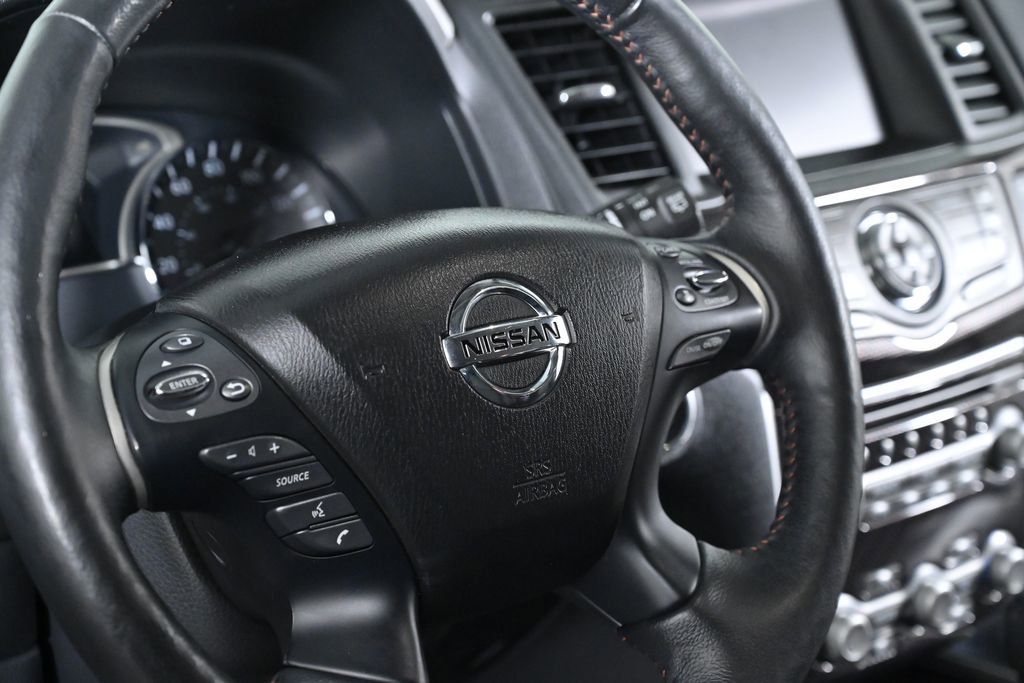 Used 2019 Nissan Pathfinder SL image 13