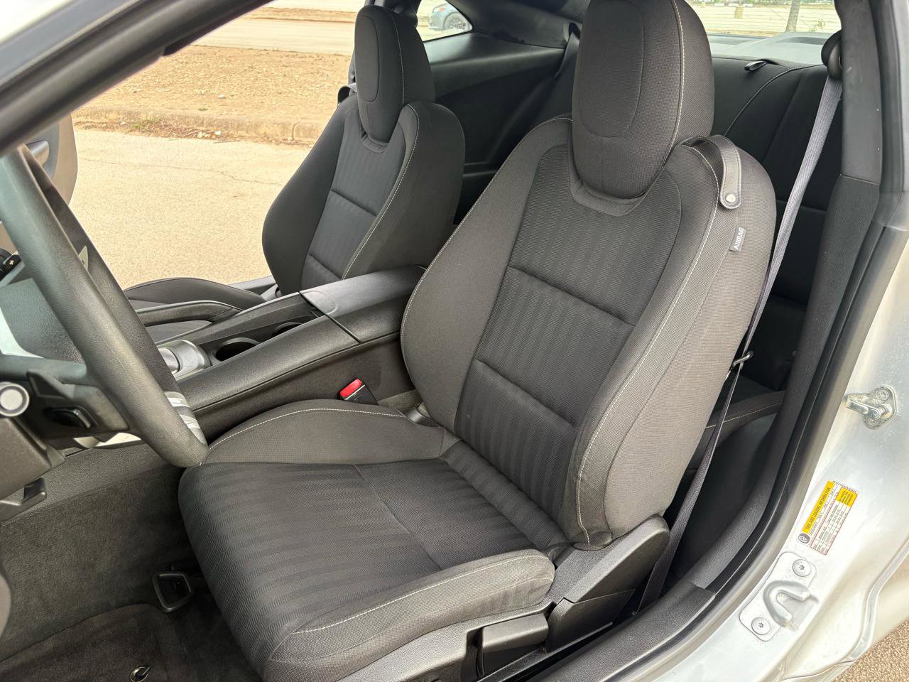 Used 2010 Chevrolet Camaro LS RWD image 37