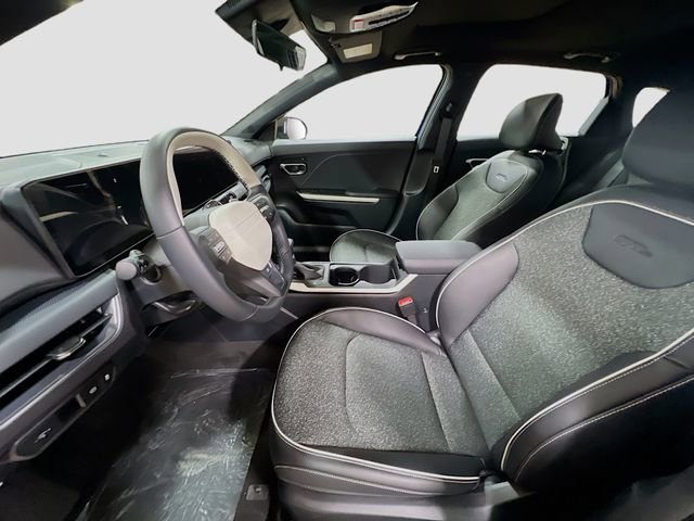 New 2025 Kia K4 GT-Line w/ GT-Line Sunroof Package image 21