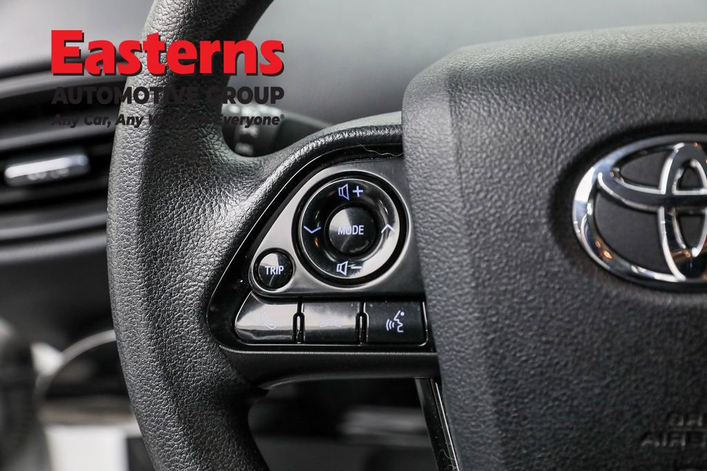 Used 2022 Toyota Prius LE image 15