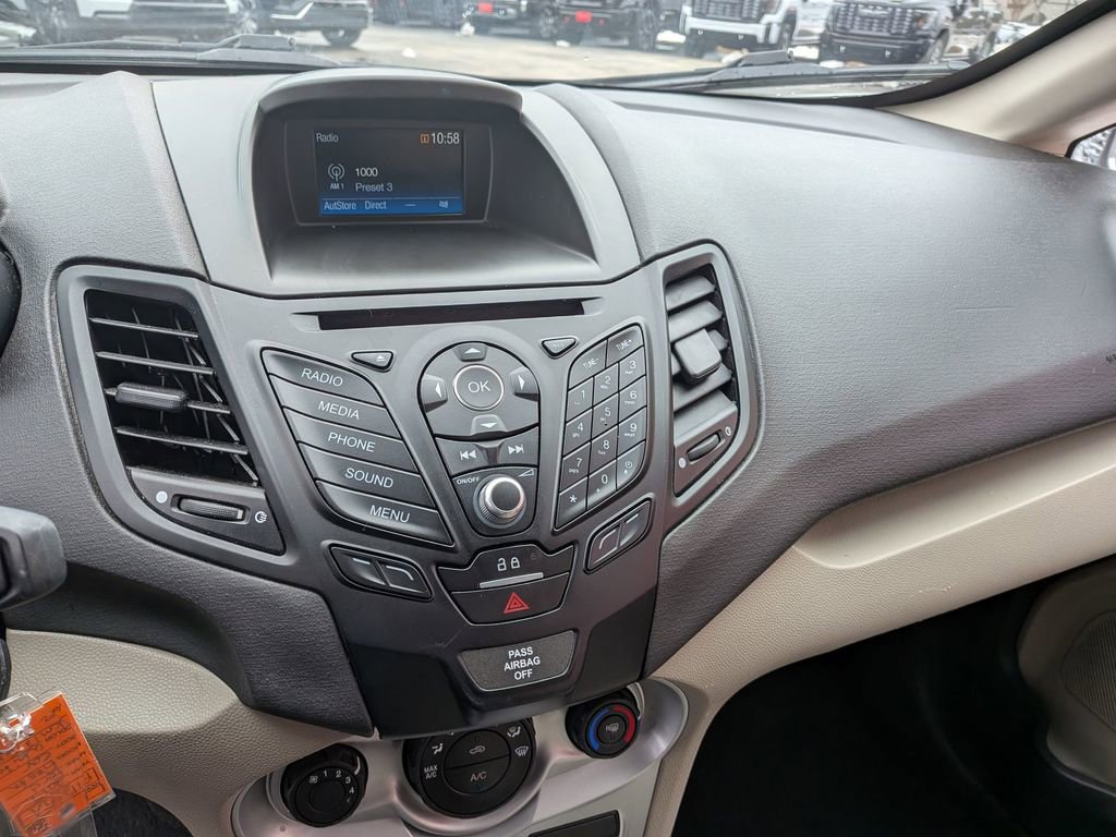 Used 2019 Ford Fiesta SE image 19