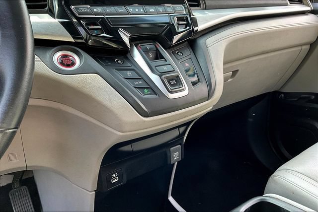 Used 2023 Honda Odyssey EX-L image 18