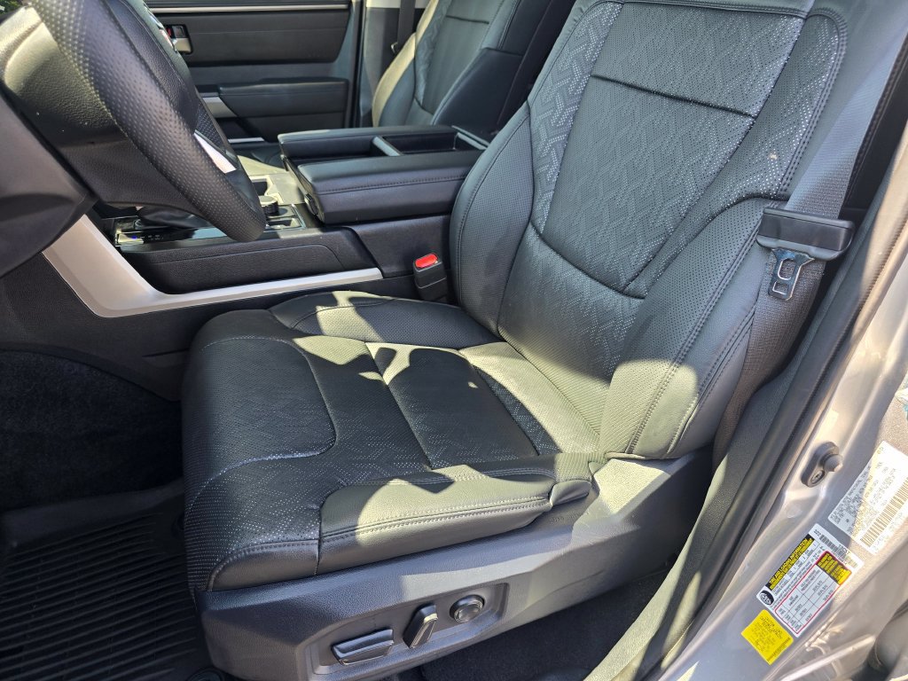 Used 2024 Toyota Tundra SR5 w/ Advanced Technology Package AWD/4WD image 18