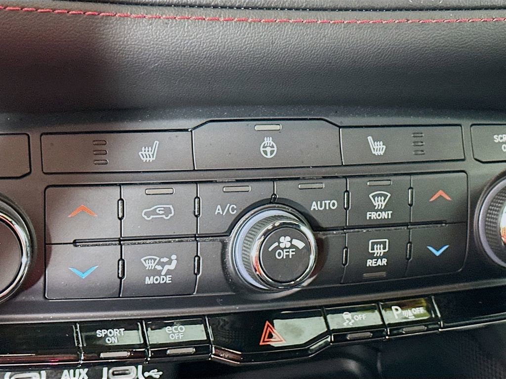 Certified 2024 Dodge Durango R/T image 28