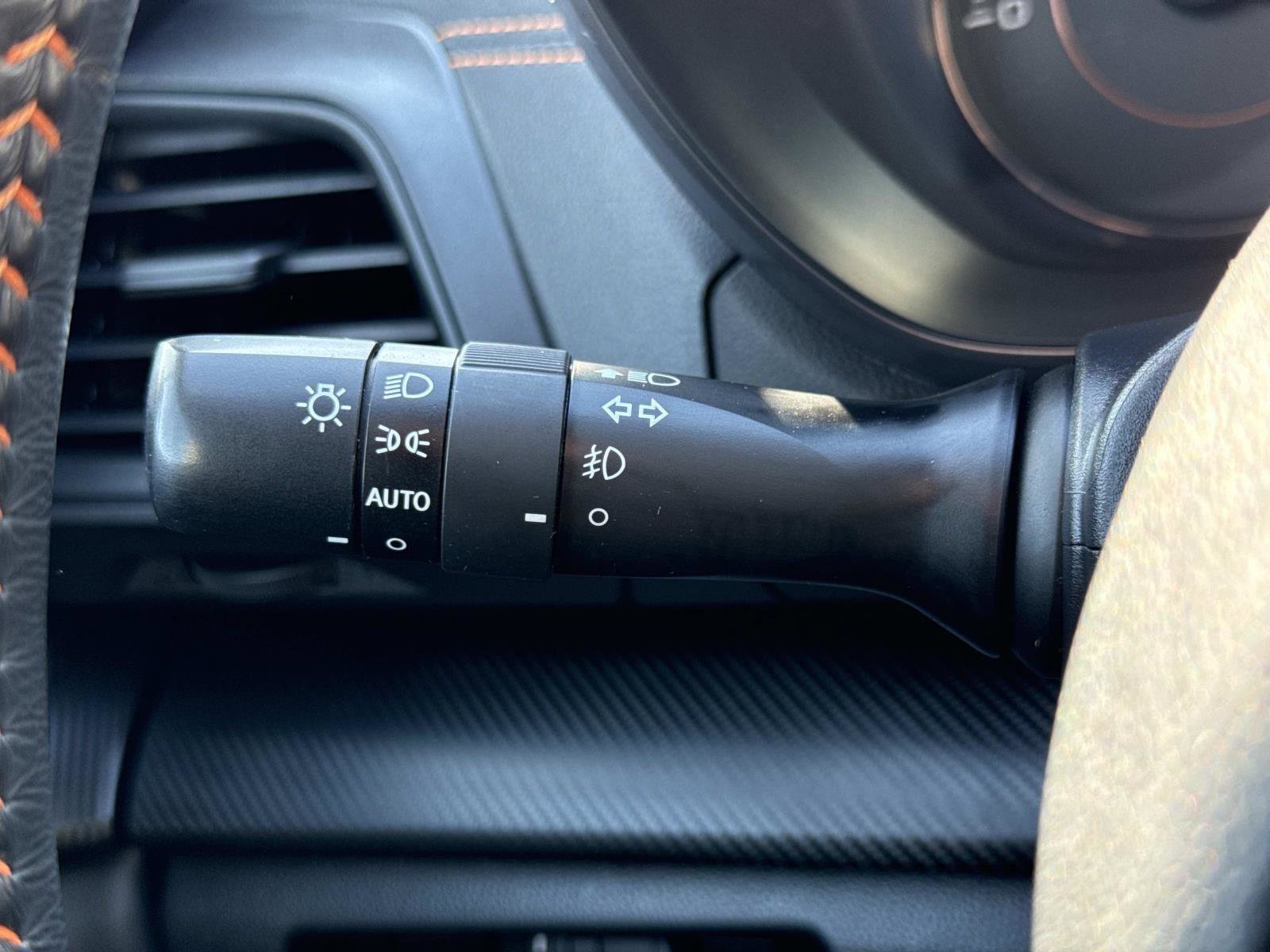 Used 2023 Subaru Crosstrek 2.0i Premium image 11