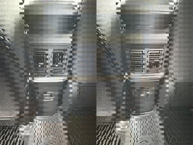 New 2025 Toyota RAV4 XLE image 18