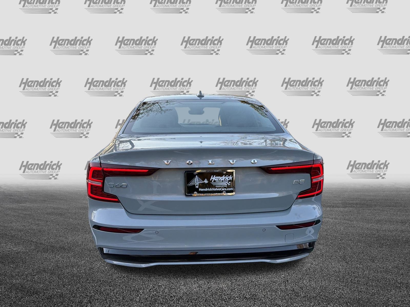 Certified 2024 Volvo S60 B5 Core image 9