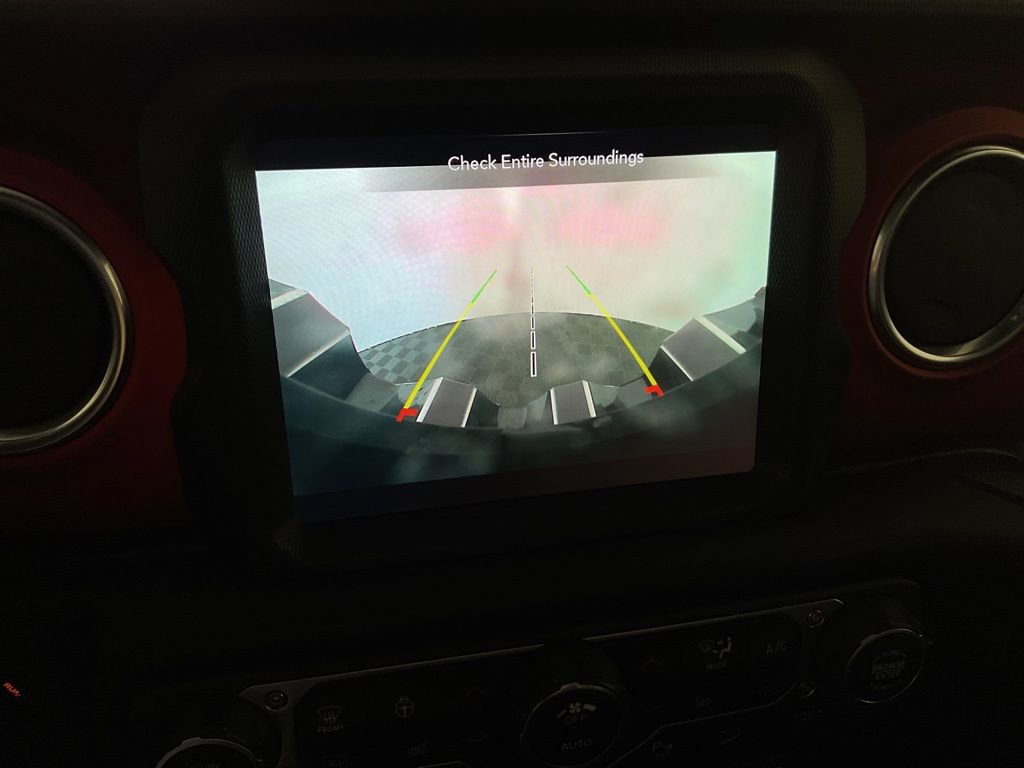 Used 2020 Jeep Wrangler Unlimited Rubicon w/ Uconnect 4C Nav & Sound Group AWD/4WD image 9