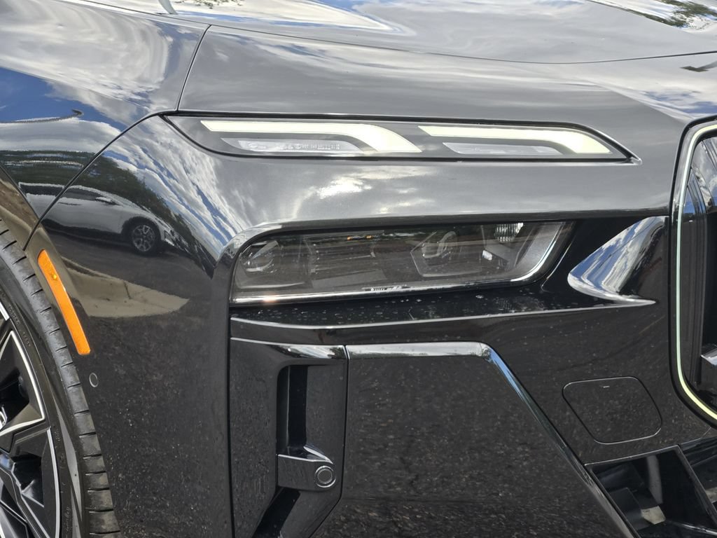 New 2026 BMW i7 xDrive60 AWD/4WD image 8
