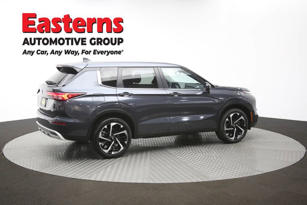Used 2024 Mitsubishi Outlander SE AWD/4WD image 42