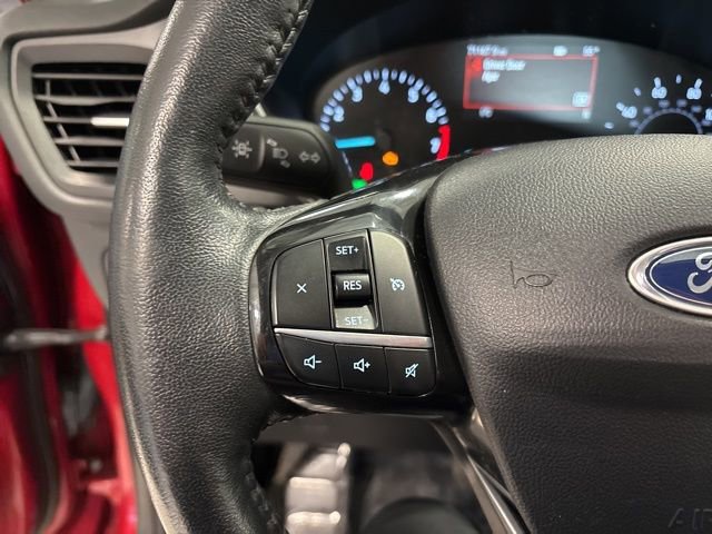 Used 2021 Ford Escape SE w/ SE Sport Appearance Package image 12