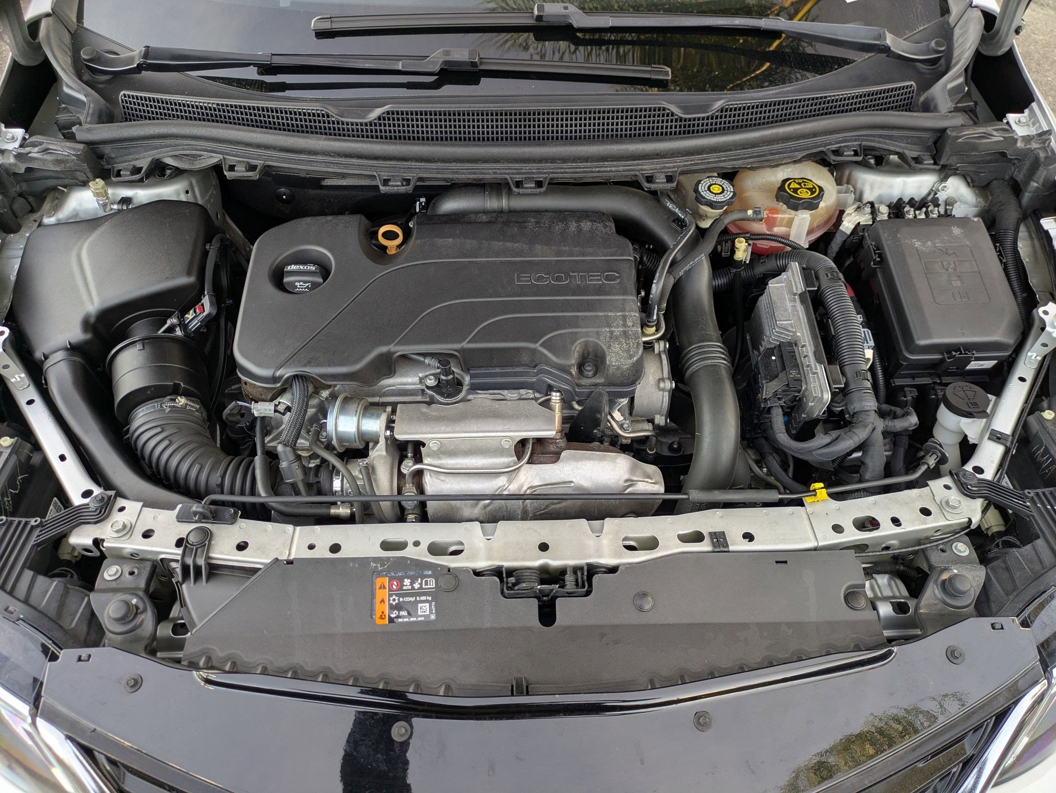 Used 2018 Chevrolet Cruze LT w/ RS Package image 29