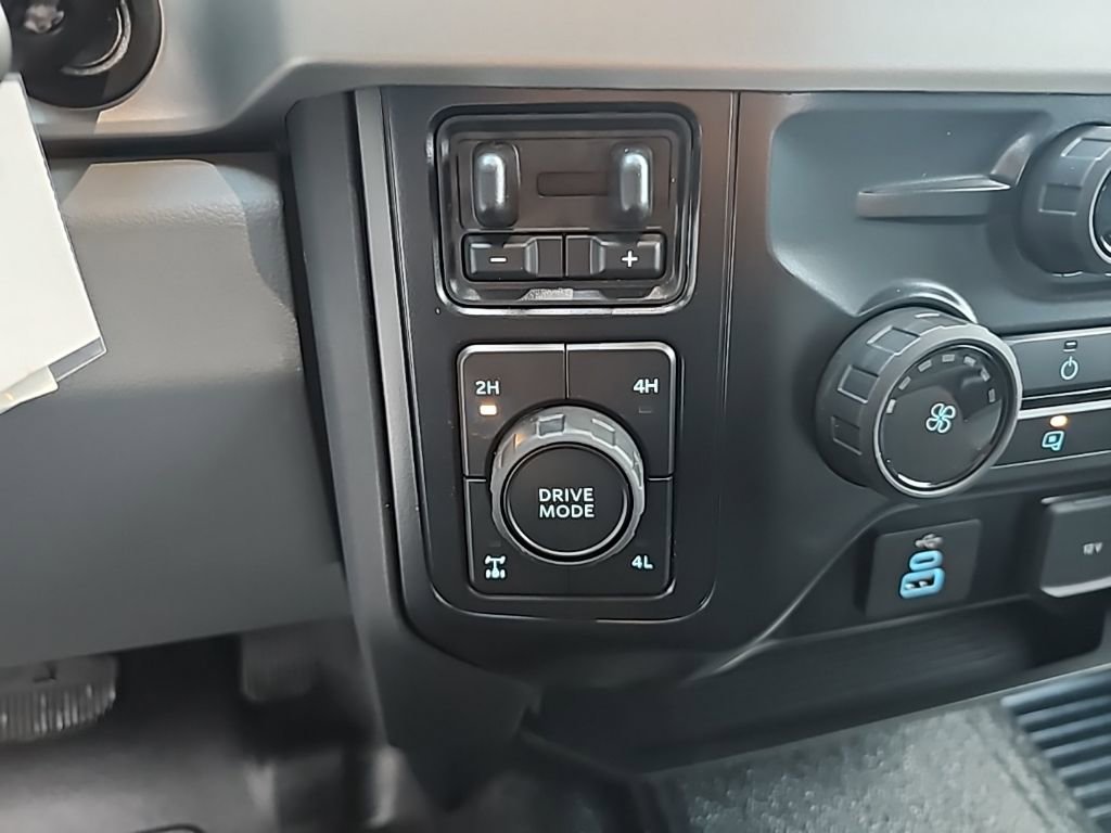 New 2026 Ford F250 XL image 18