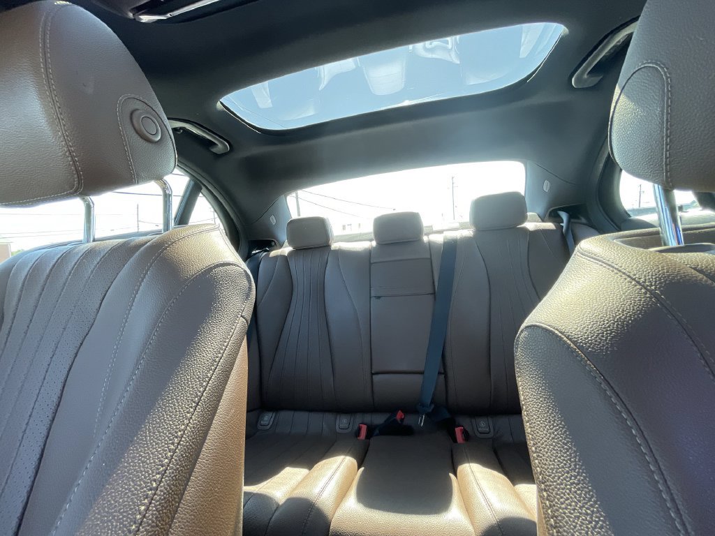 Used 2020 Mercedes-Benz E 350 Sedan image 19
