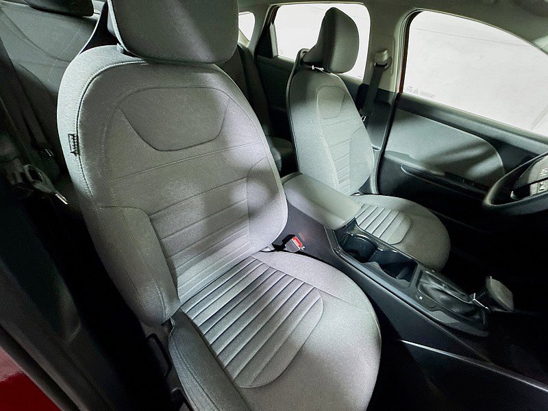 Used 2025 Kia K4 EX image 25