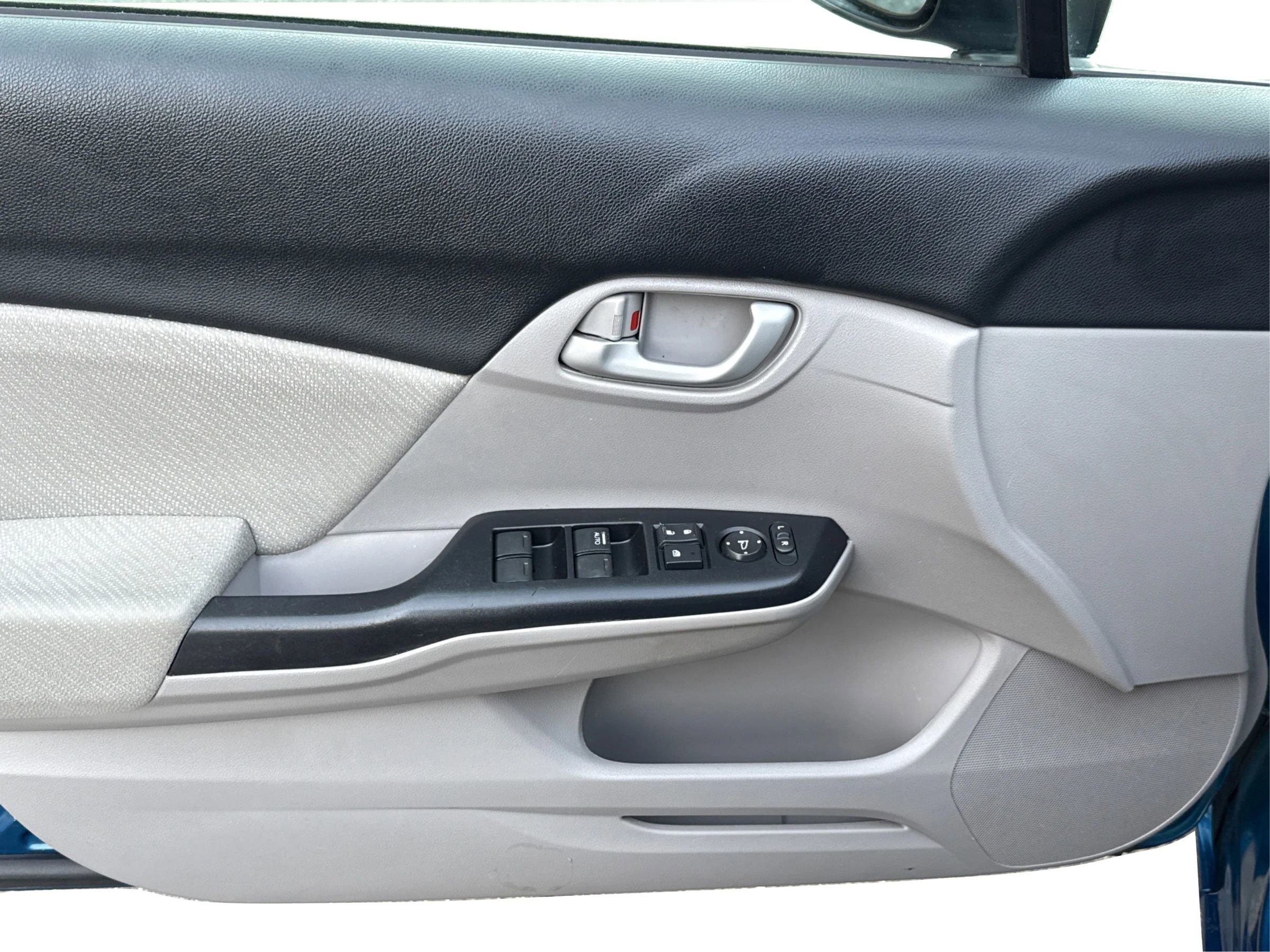 Used 2013 Honda Civic LX image 21