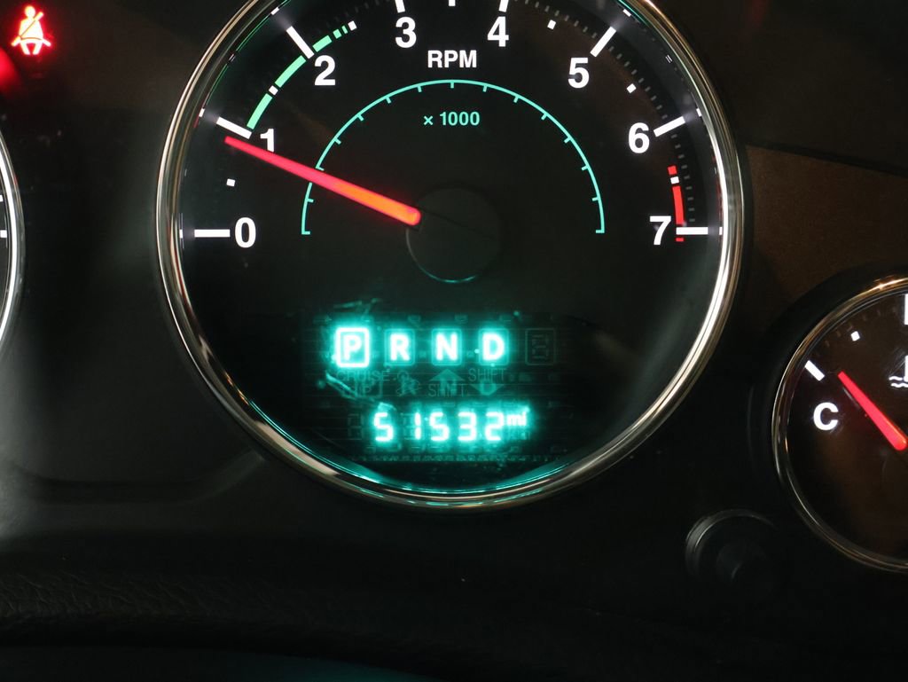 Used 2017 Jeep Wrangler Unlimited Sahara w/ Connectivity Group image 35