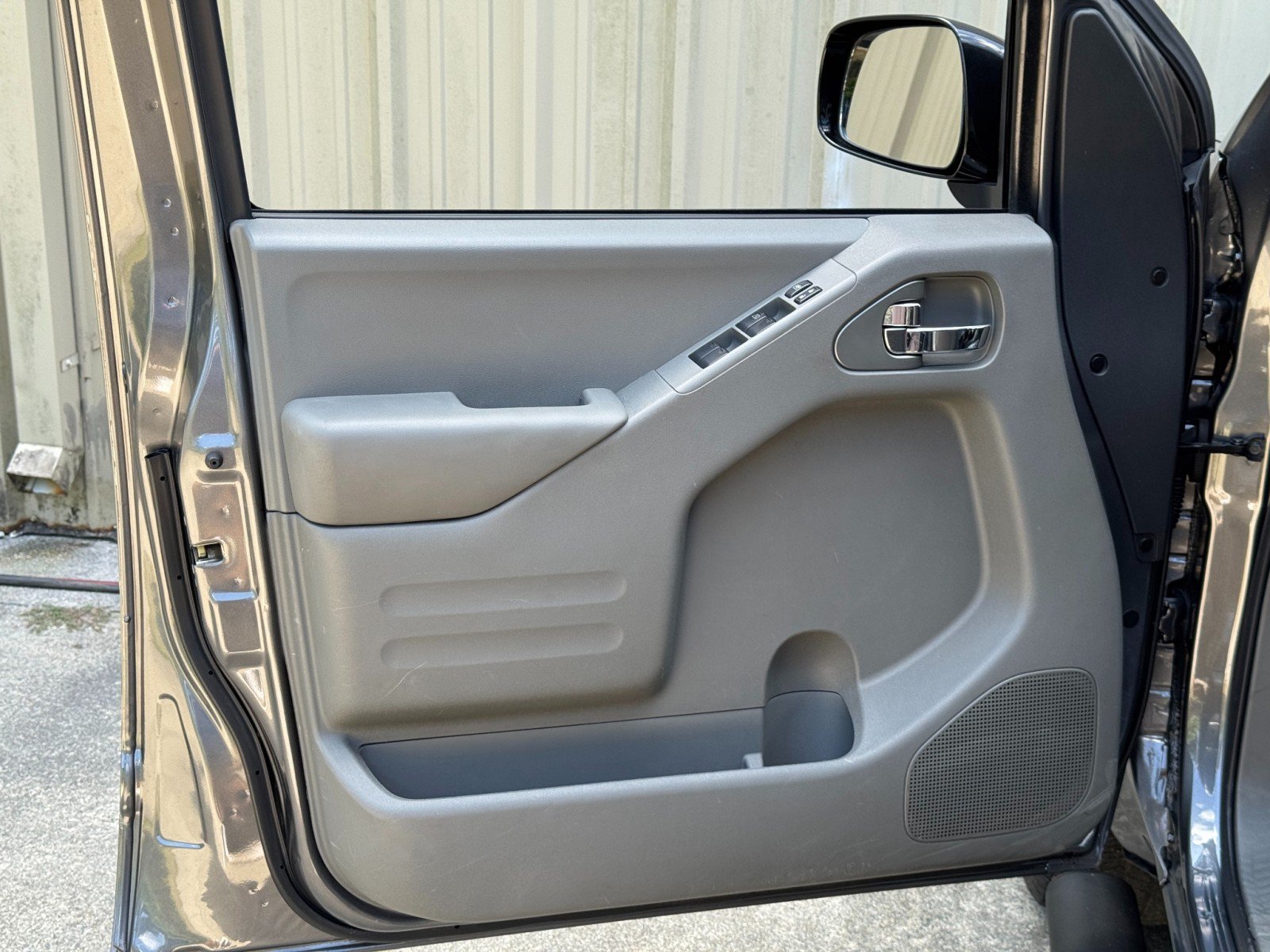 Used 2020 Nissan Frontier SV w/ Midnight Edition Floor Mats RWD image 35