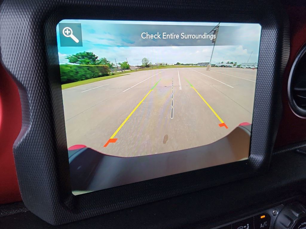 Used 2023 Jeep Gladiator Rubicon w/ Trailer Tow Package image 30